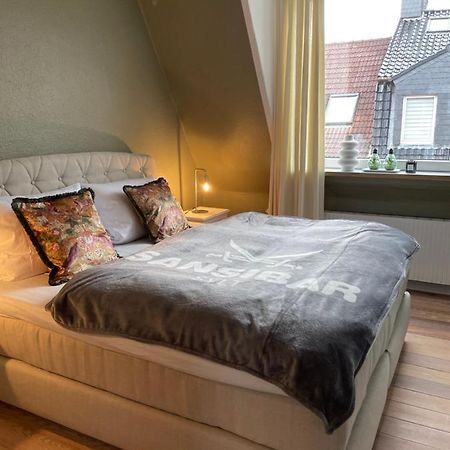 Schoene Grosse 4 Zimmer-Altbauwohnung Kiel Luaran gambar