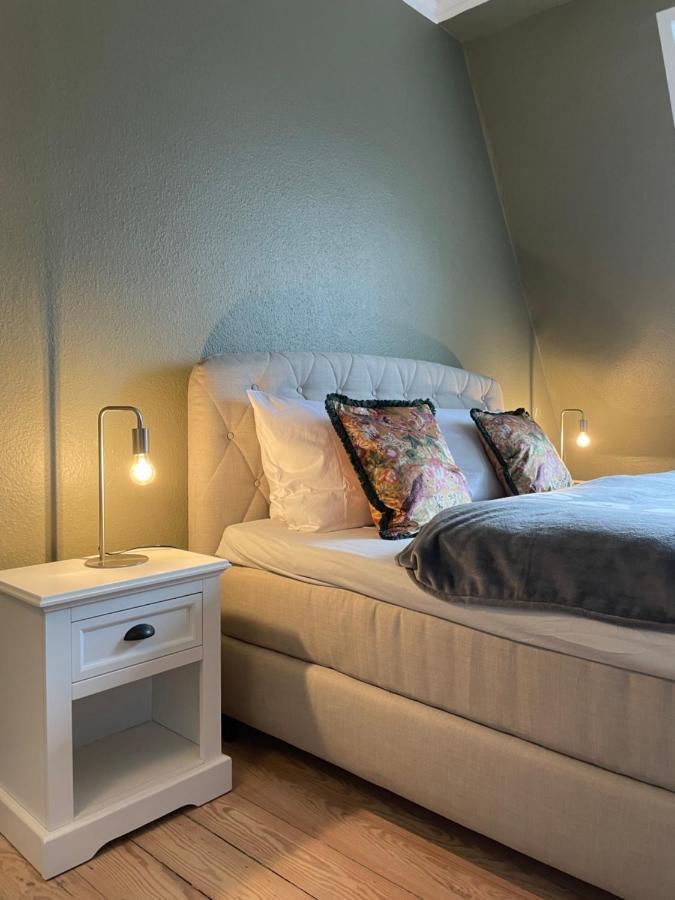 Schoene Grosse 4 Zimmer-Altbauwohnung Kiel Luaran gambar