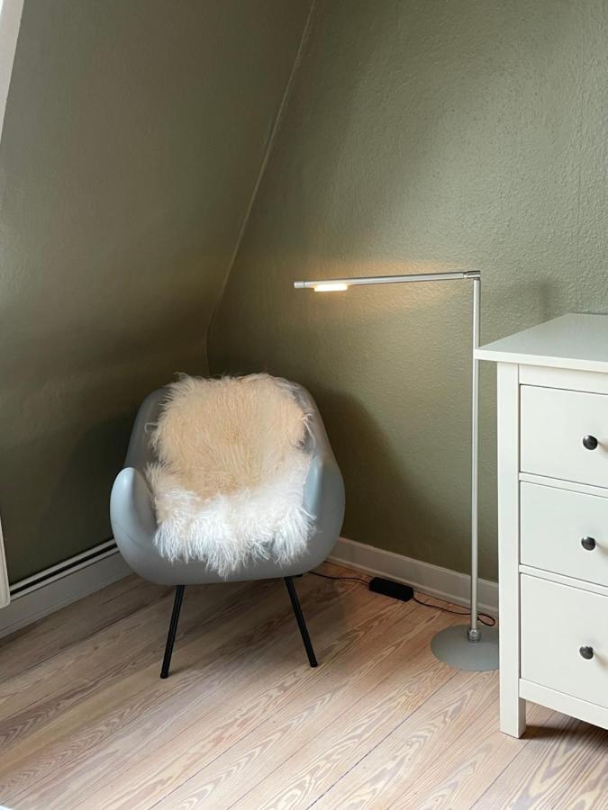 Schoene Grosse 4 Zimmer-Altbauwohnung Kiel Luaran gambar
